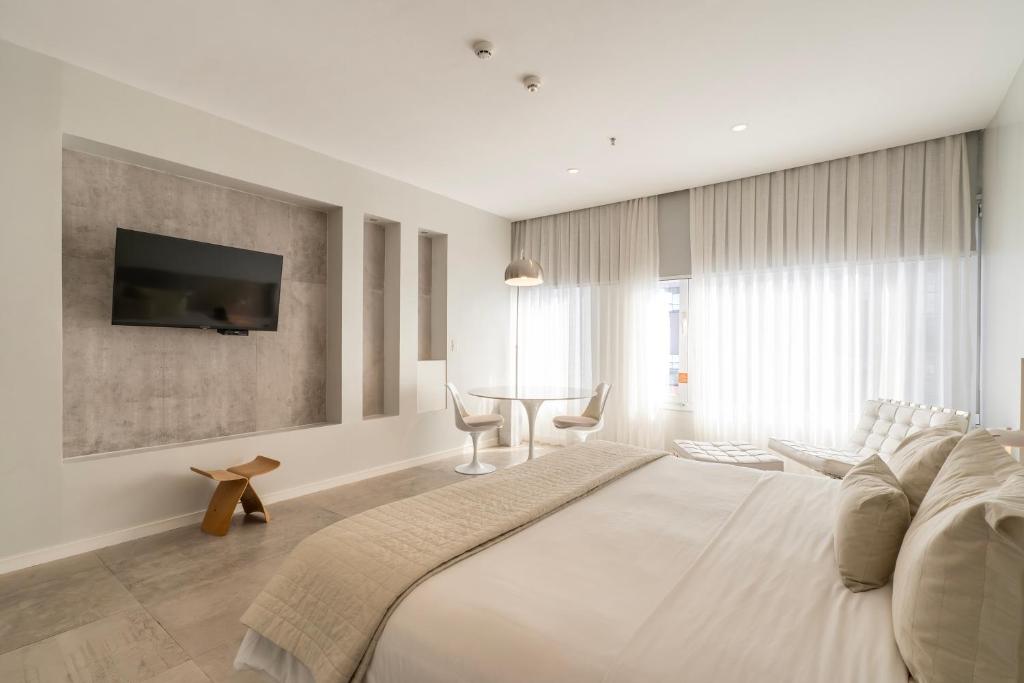The Hub Urban Hotel