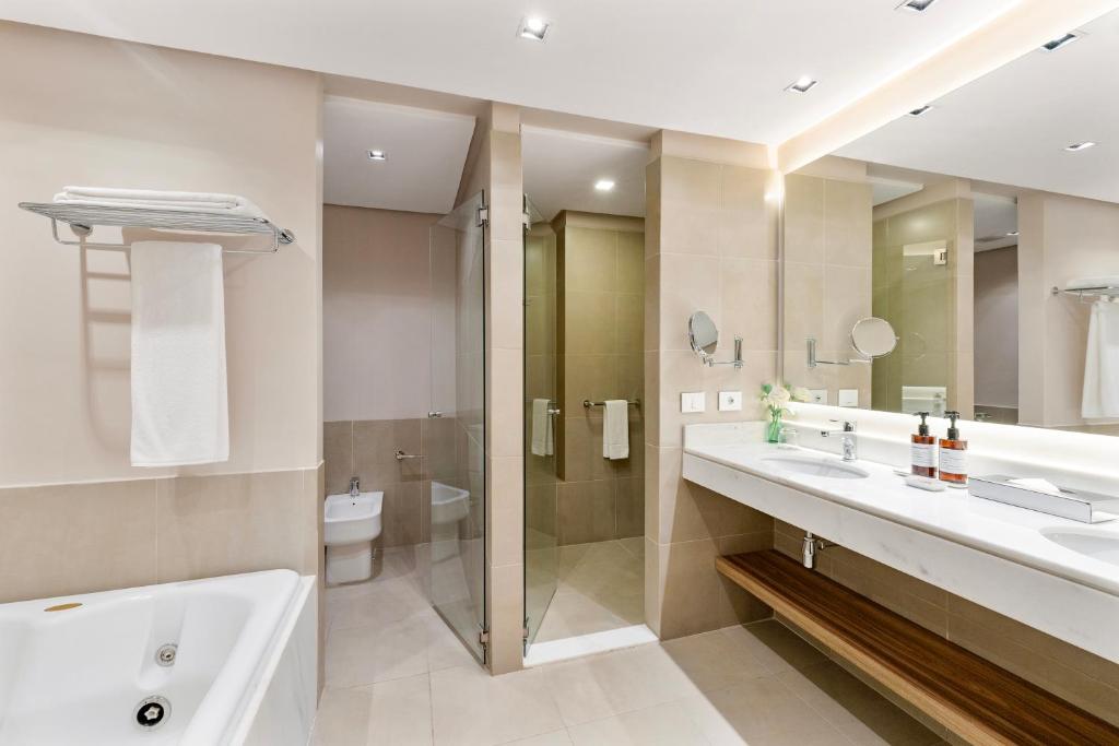 Palmaroga Hotel Asuncion, Tapestry Collection by Hilton Palmaroga Hotel Asuncion, Tapestry Collection by Hilton