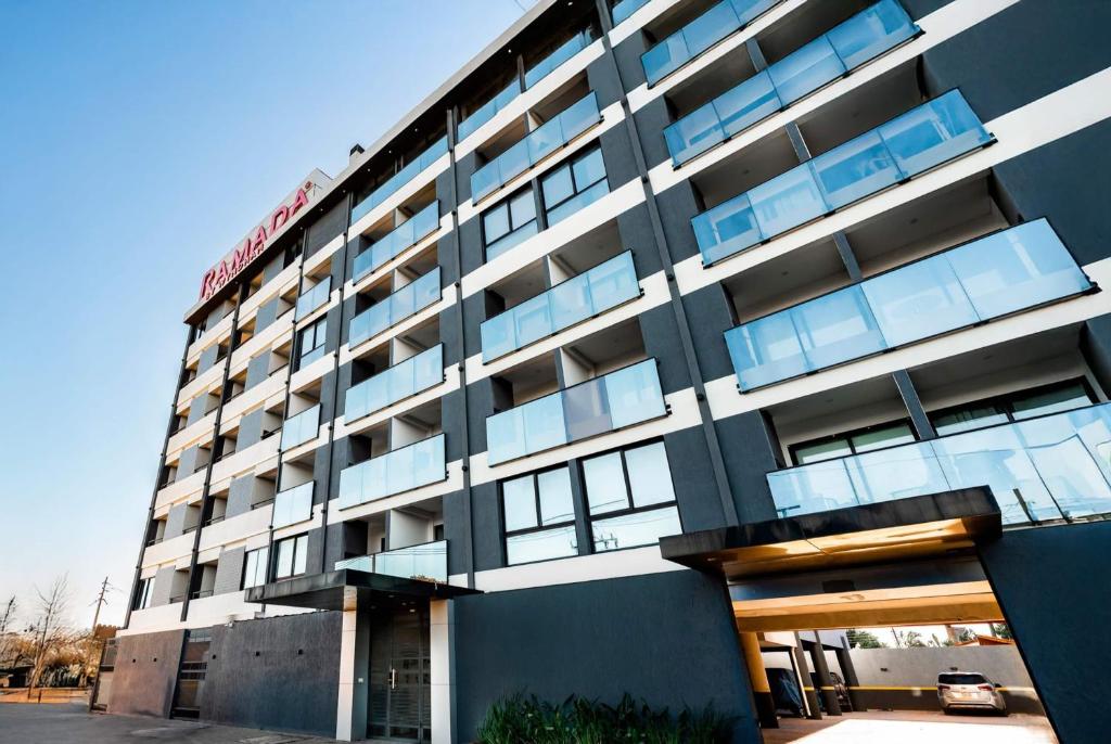 Ramada Suites by Wyndham Asuncion Aeropuerto Ramada Suites by Wyndham Asuncion Aeropuerto