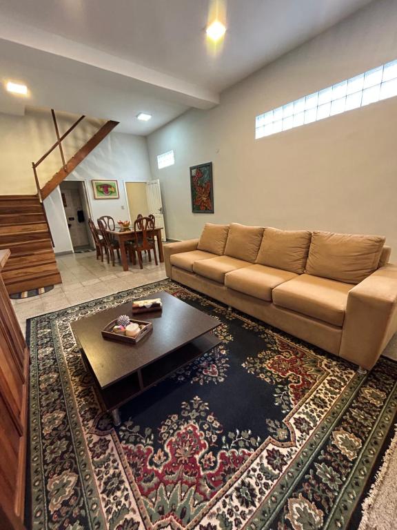 Departamento Completo, 3 habitaciones. Excelente ubicación Departamento Completo, 3 habitaciones. Excelente ubicación