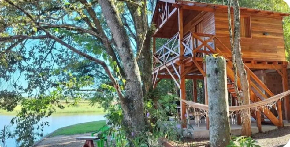 Chalet del lago Don Asterio Chalet del lago Don Asterio