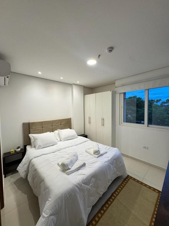 Depto Premium con piscina y cochera a 1 cuadra Shopping del Sol