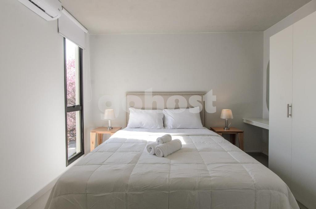 Brand new 3 BR apt steps from Villa Morra Brand new 3 BR apt steps from Villa Morra