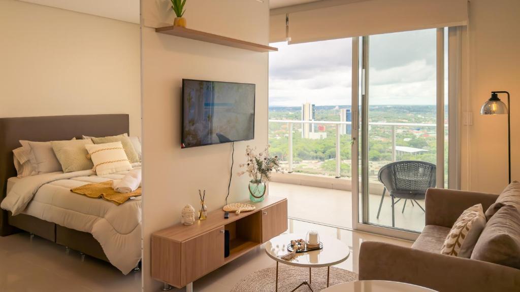 Loft with Balcony and Rooftop Pool - The Avenue Loft with Balcony and Rooftop Pool - The Avenue