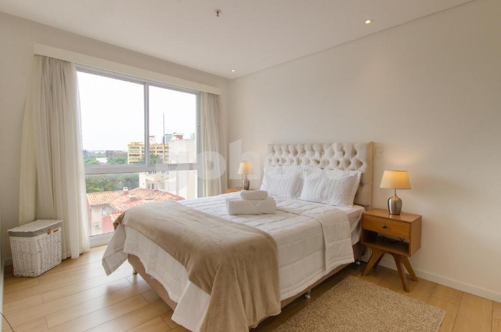 Chic 2 bedroom apt near Shopping del Sol