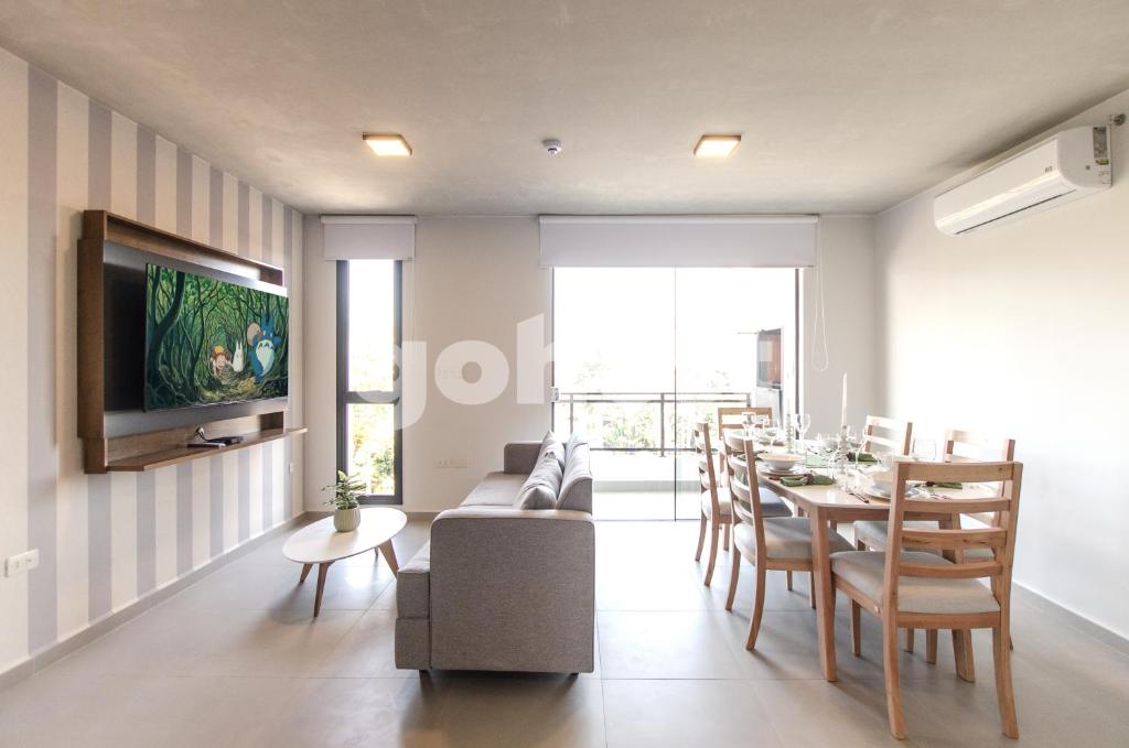 Chic 3 BR apt close to Shopping Mcal Lopez Chic 3 BR apt close to Shopping Mcal Lopez