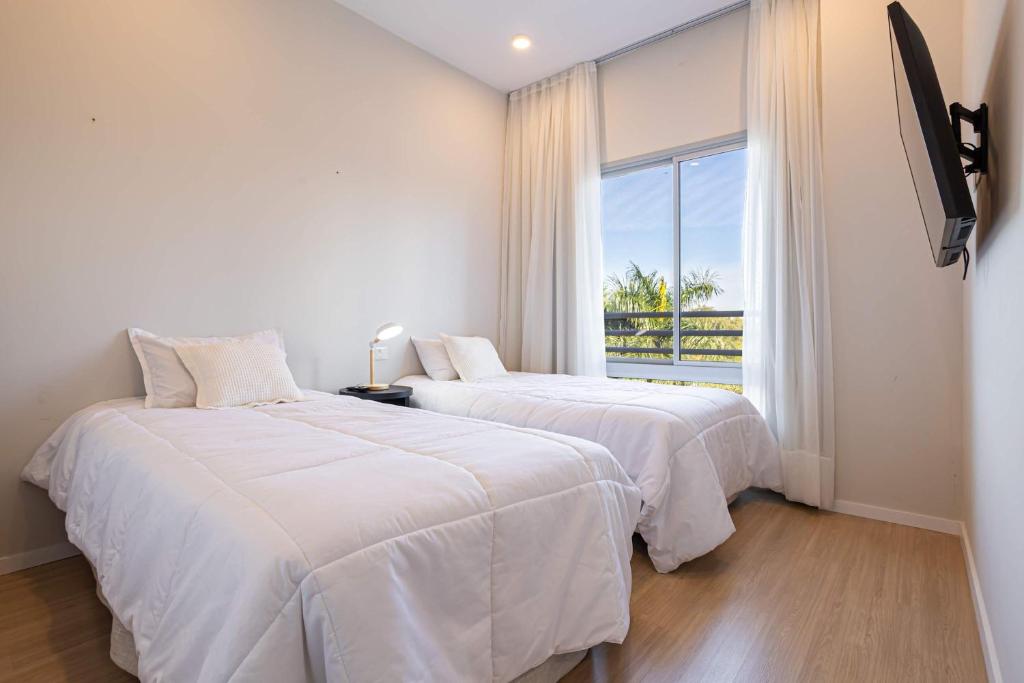 Cozy & Bright 2BDR at Life Santa Teresa Cozy & Bright 2BDR at Life Santa Teresa