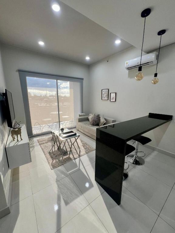 Cozy 1 bed apt in Luque with terrace and pool