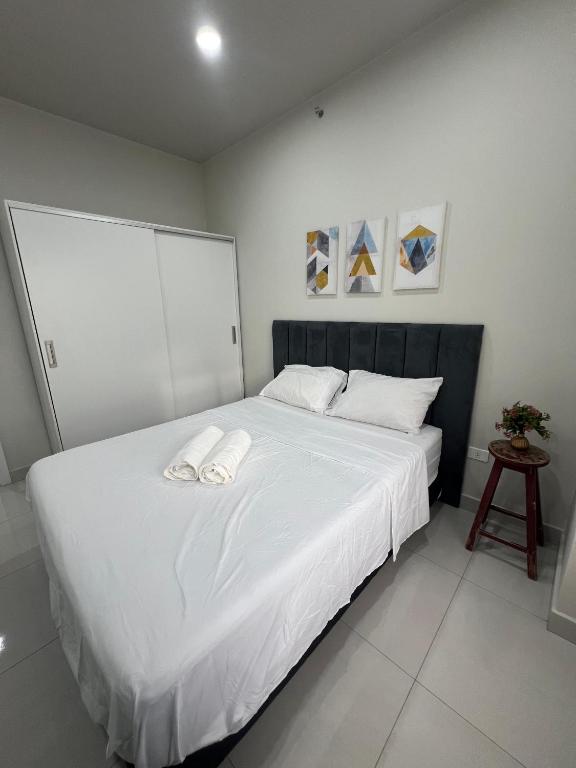 Cozy 1 bed apt in Luque with terrace and pool