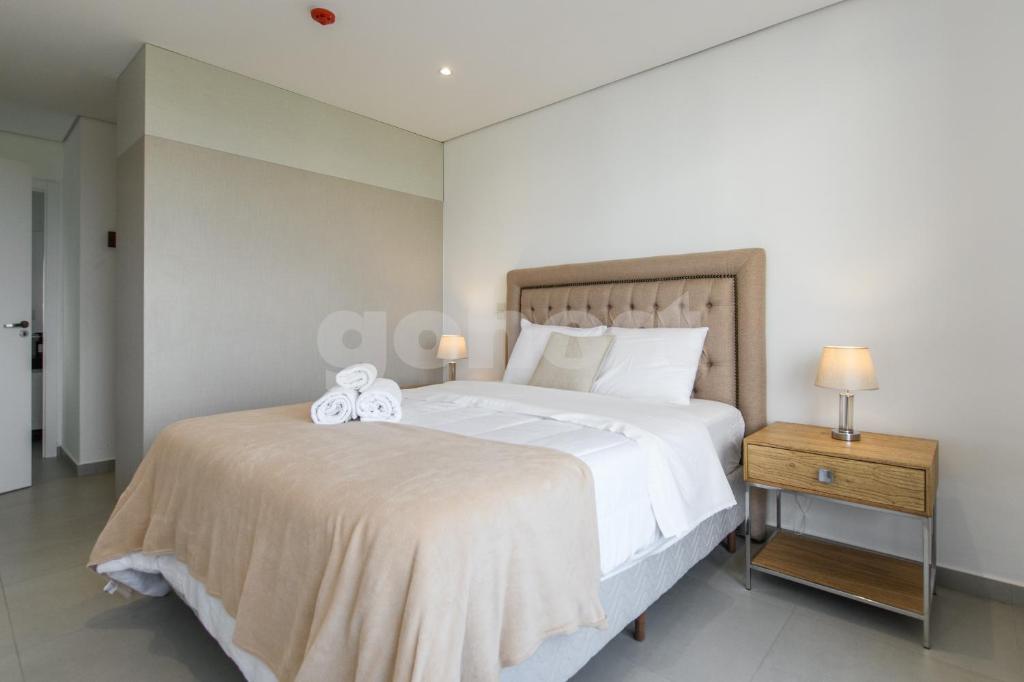 Modern 1-Bedroom Apartment in Prime Location Modern 1-Bedroom Apartment in Prime Location