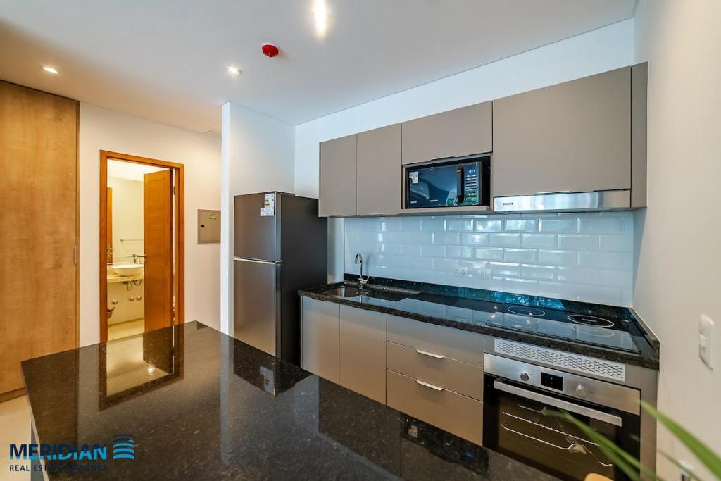104, Boutique building steps from the Shopping del Sol! 104, Boutique building steps from the Shopping del Sol!