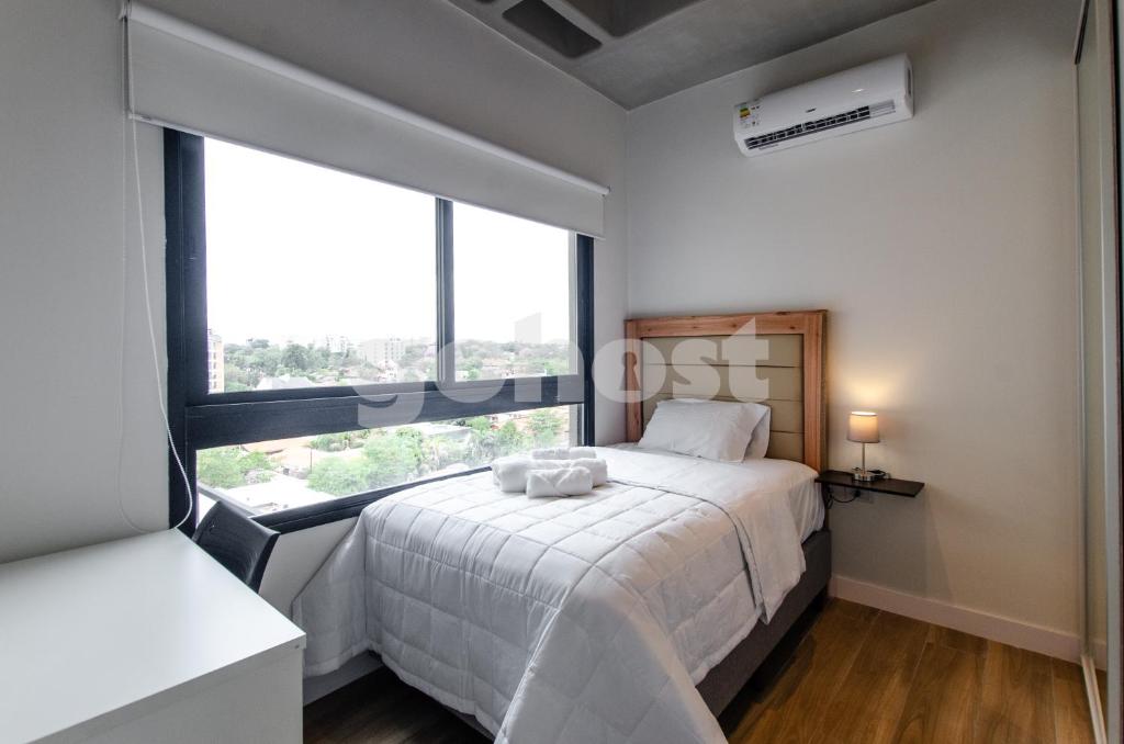 Modern and equipped 2 bedroom apt in Villa Morra