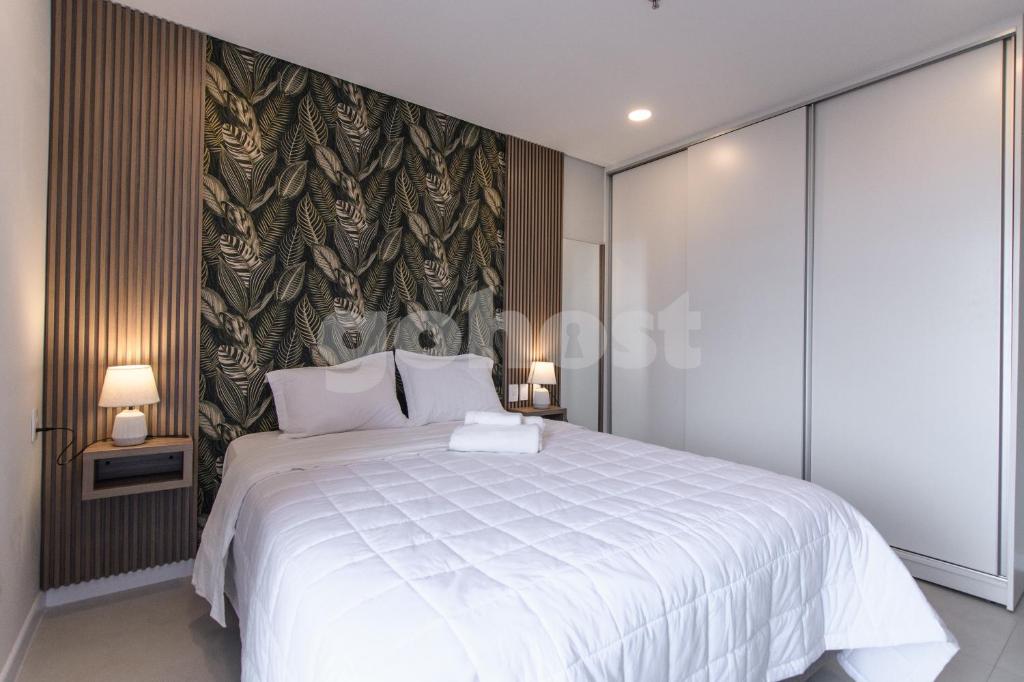 New and fresh 2 bedroom apt in Villa Morra