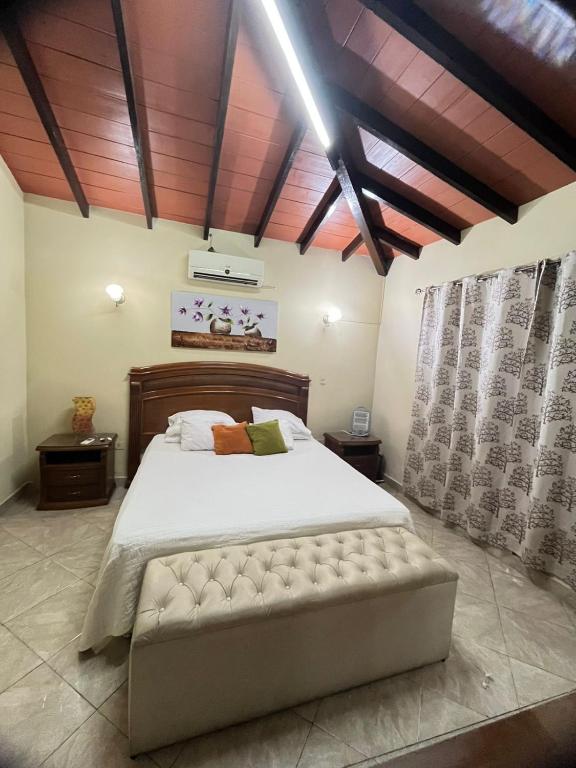 Quinta LA PALOMA, San Lorenzo Quinta LA PALOMA, San Lorenzo