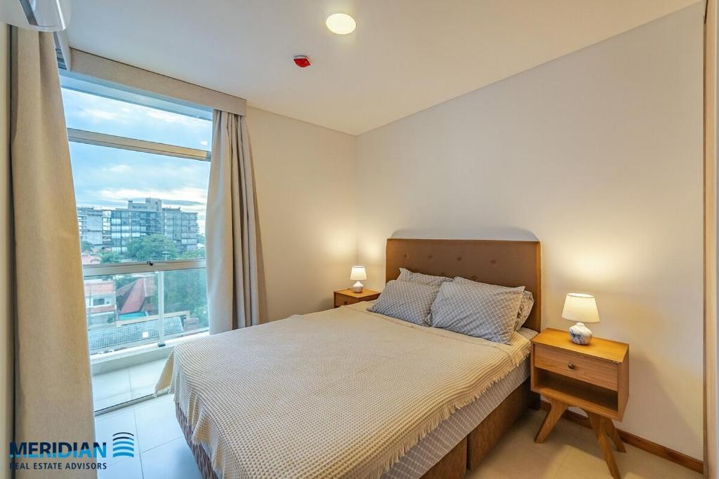 505 Emerald Brand new and 50 meters from Shopping del Sol! 505 Emerald Brand new and 50 meters from Shopping del Sol!