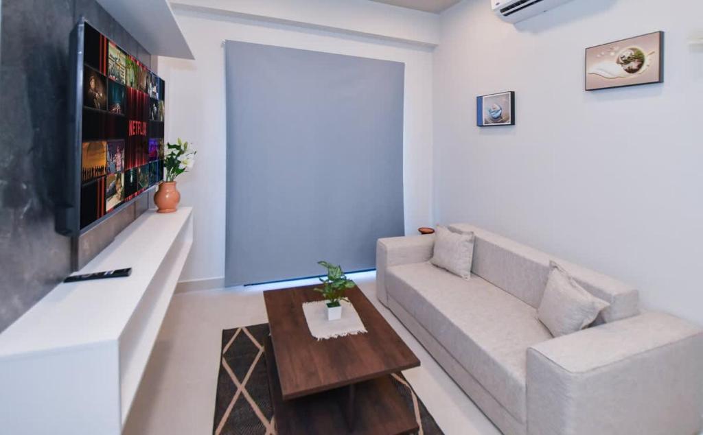 Cozy Apt Pool CoWorking U116 Cozy Apt Pool CoWorking U116
