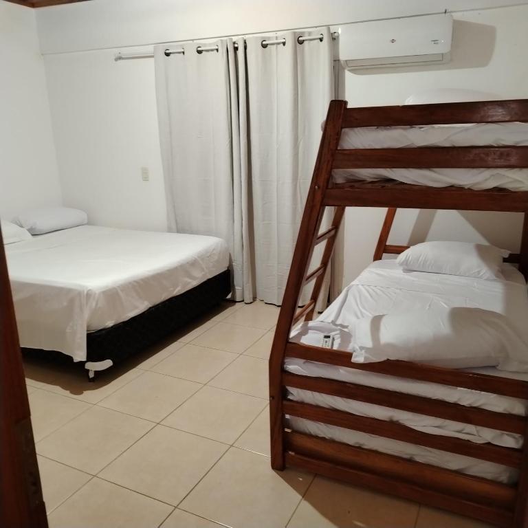 Departamento para 7 personas cerca de Playa San Jose de Encarnación Complejo Cambyreta