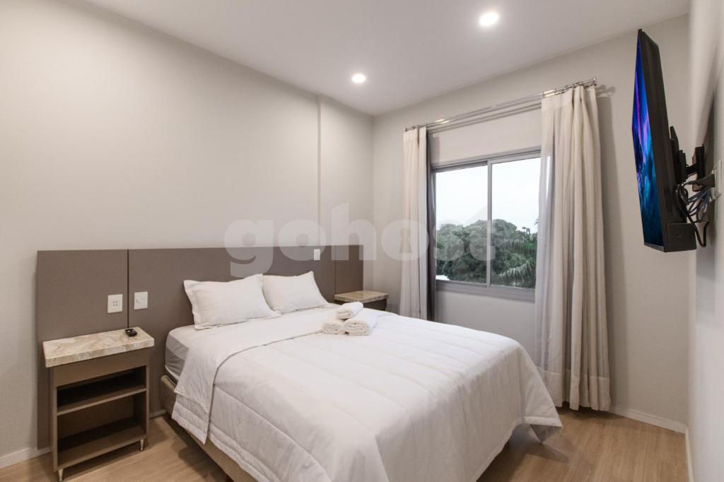 Elegant 2 bedroom apartment near Paseo La Galeria Elegant 2 bedroom apartment near Paseo La Galeria