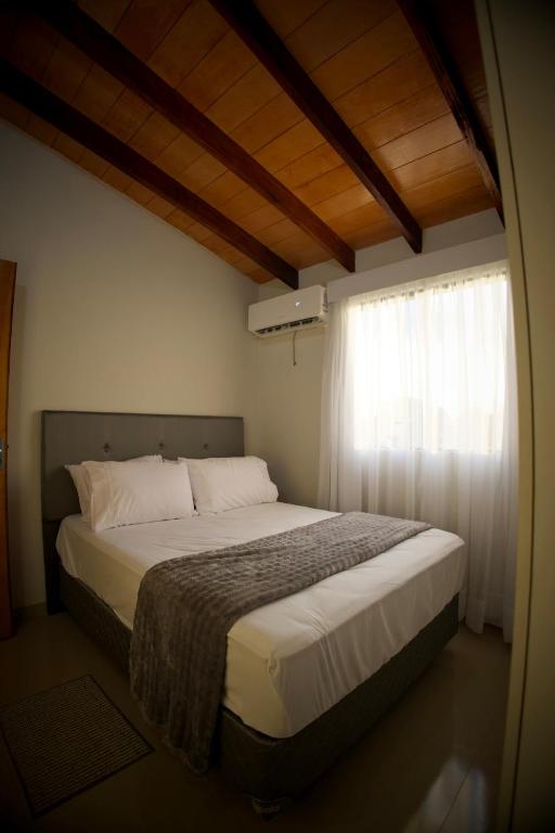 Executive House 3BR Luque Near the Airport