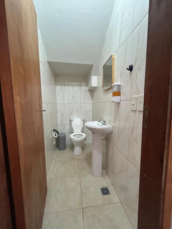 Executive House 3BR Luque Near the Airport