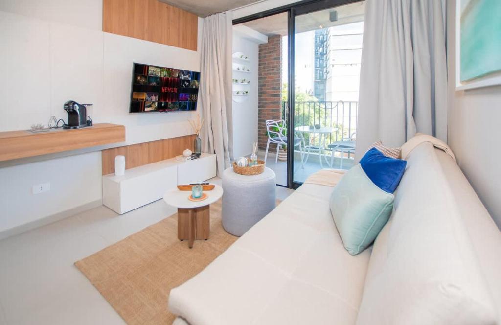Walk to Malls 200Mbps Pool Gym & BBQ Walk to Malls 200Mbps Pool Gym & BBQ