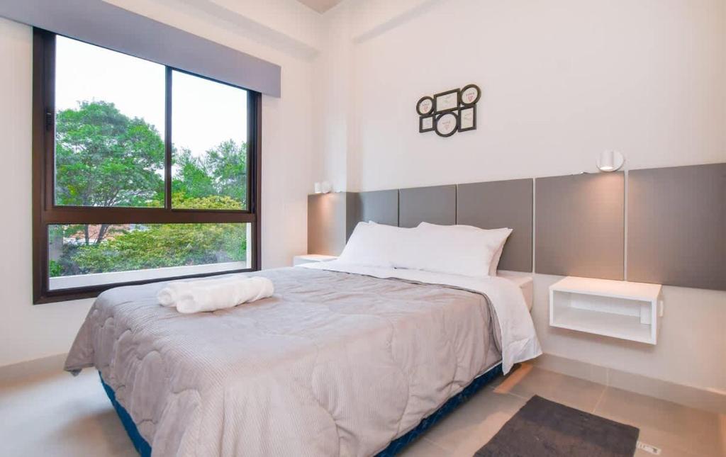 Work & Relax 1BR Amenities Work & Relax 1BR Amenities